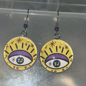 Trader Joe’s earrings 25mm eye ball